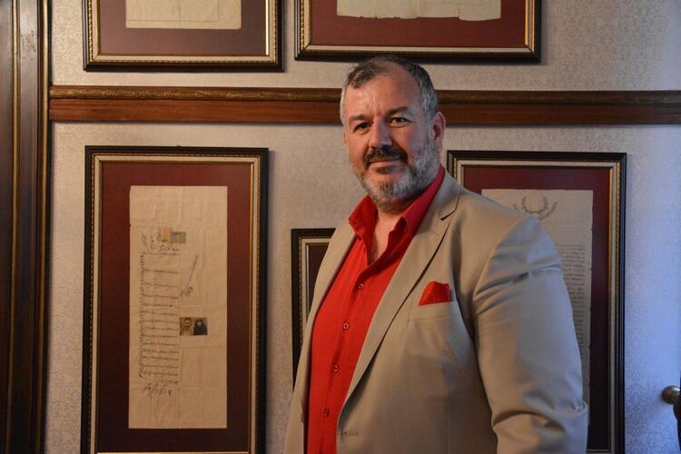 500 yıllık 400 hukuk belgesi tarihi konakta sergileniyor